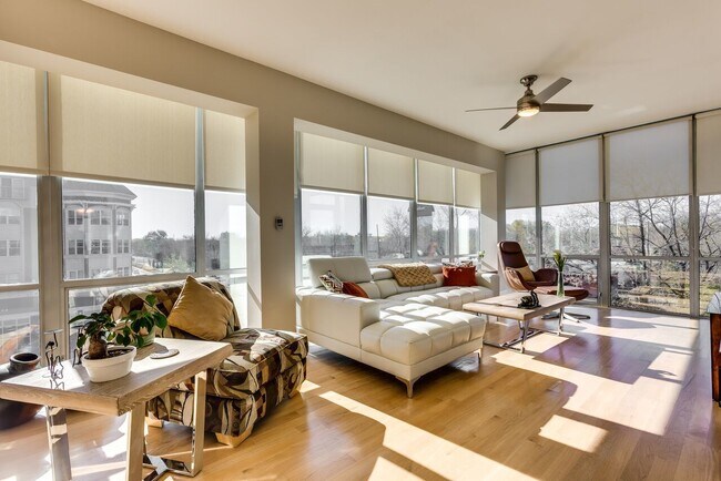 Photo - 525 Kedzie St