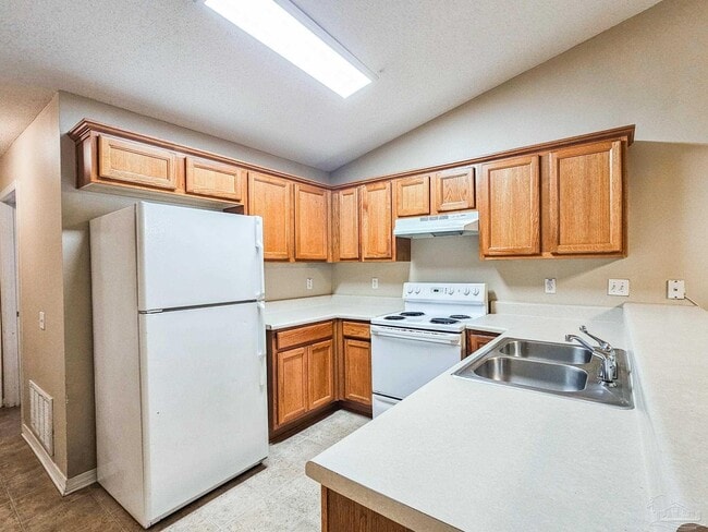Photo - 9771 Cobblebrook Dr