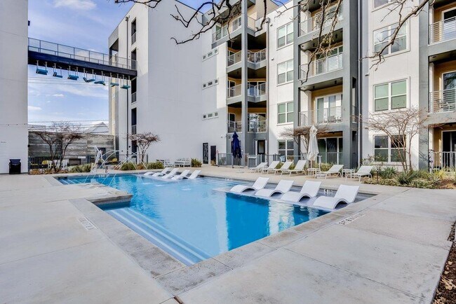 4801 Springdale Rd Unit 2107