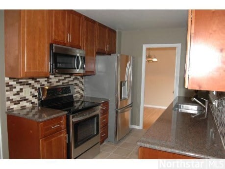 Photo - 9340 Oakland Ave S