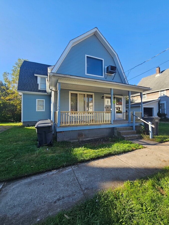 Photo - 719 W Eureka St Unit 719.5
