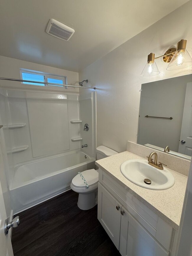 Photo - La Jolla Mesa Drive 1 Bed/1 Bath Unidad 5245