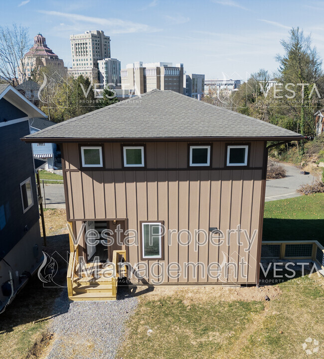 Building Photo - 49 Hazzard St Rental