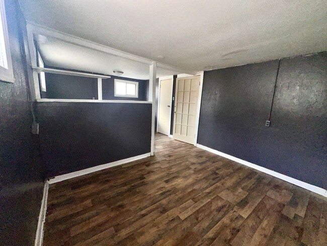 Photo - 611 S 25th St Unit 8