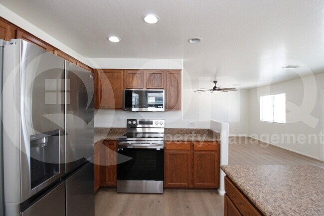 Photo - 37852 N Sandy Dr