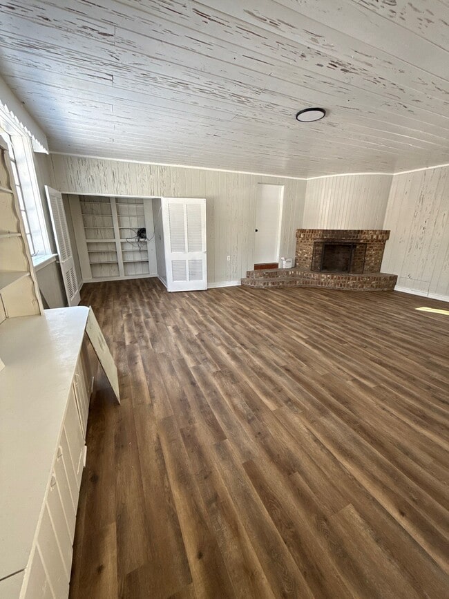 Photo - 1130 Warren St