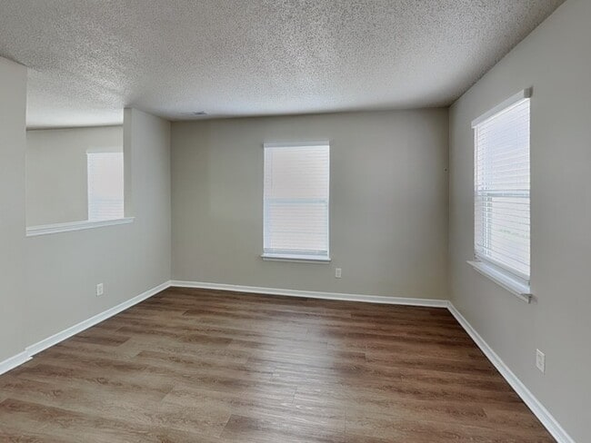 Photo - 9207 Wandflower Dr