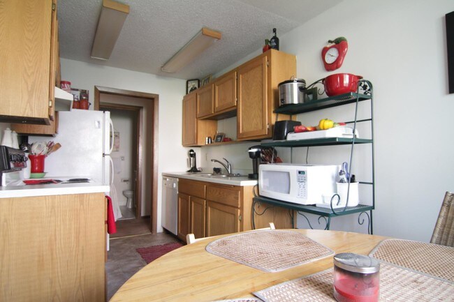Kitchen and Dining Area - Westwood Chateau Apartments