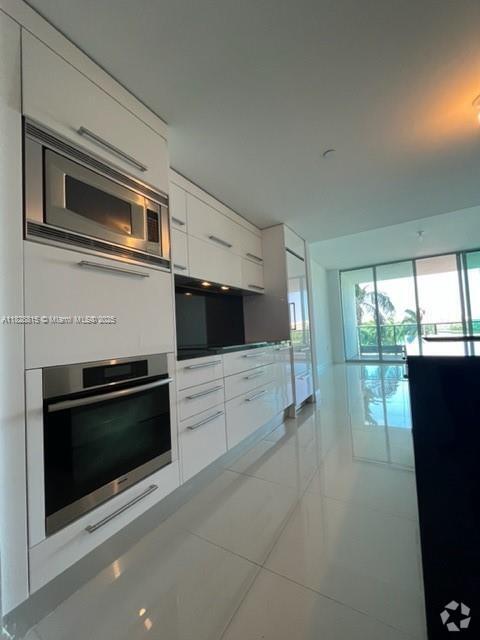 Building Photo - 900 Biscayne Blvd Unit 405 Rental