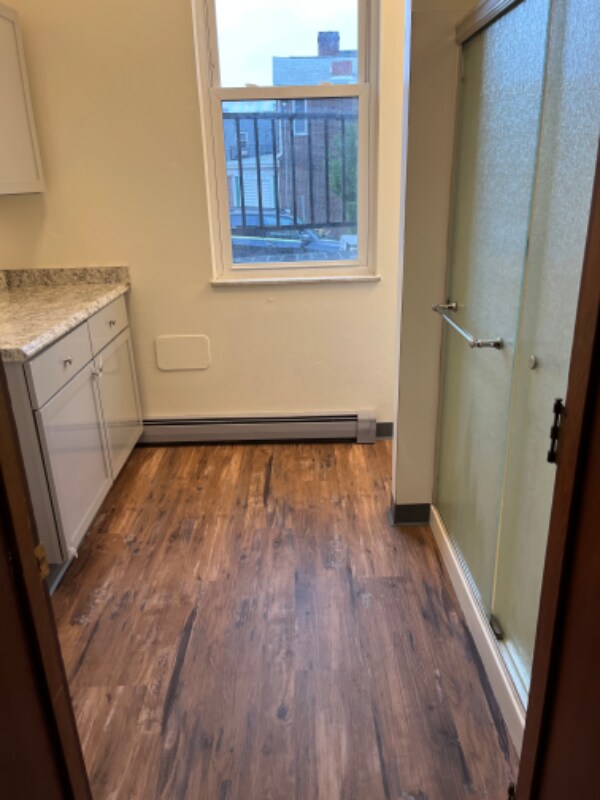 Photo - 340 S Bouquet St Apartment