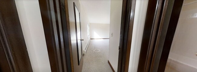Photo - 12-380 Sunderland Rd, #12