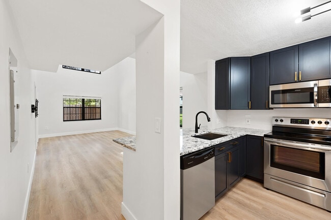 Photo - 243 City View Dr