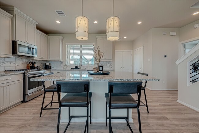 Building Photo - 7659 Green Bulrush Wy Rental