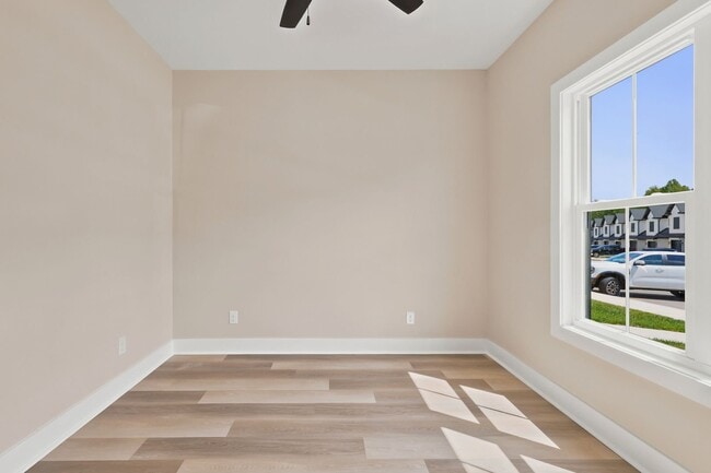 126 Luke Ct