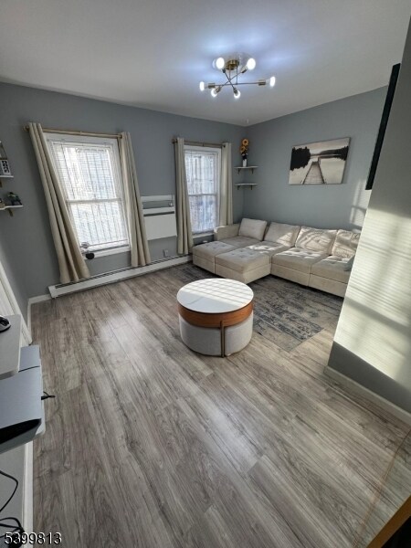 Photo - 117 N 6th St