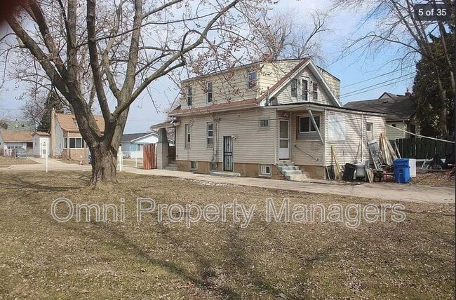 Photo - 7568 Hudson Ave Unit 2