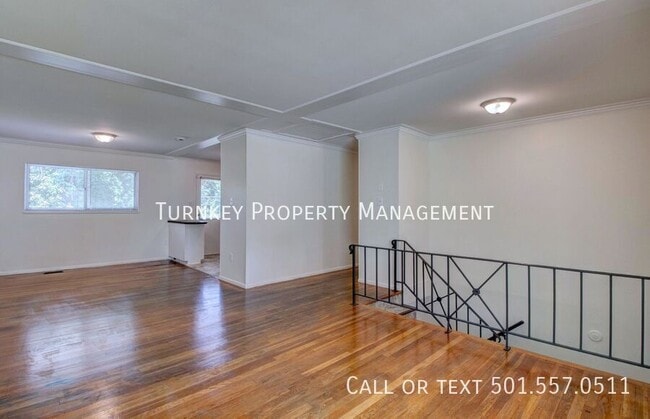Photo - 13 Wesley Dr