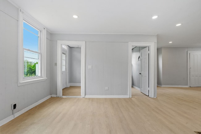 Photo - 372 9th St Casa