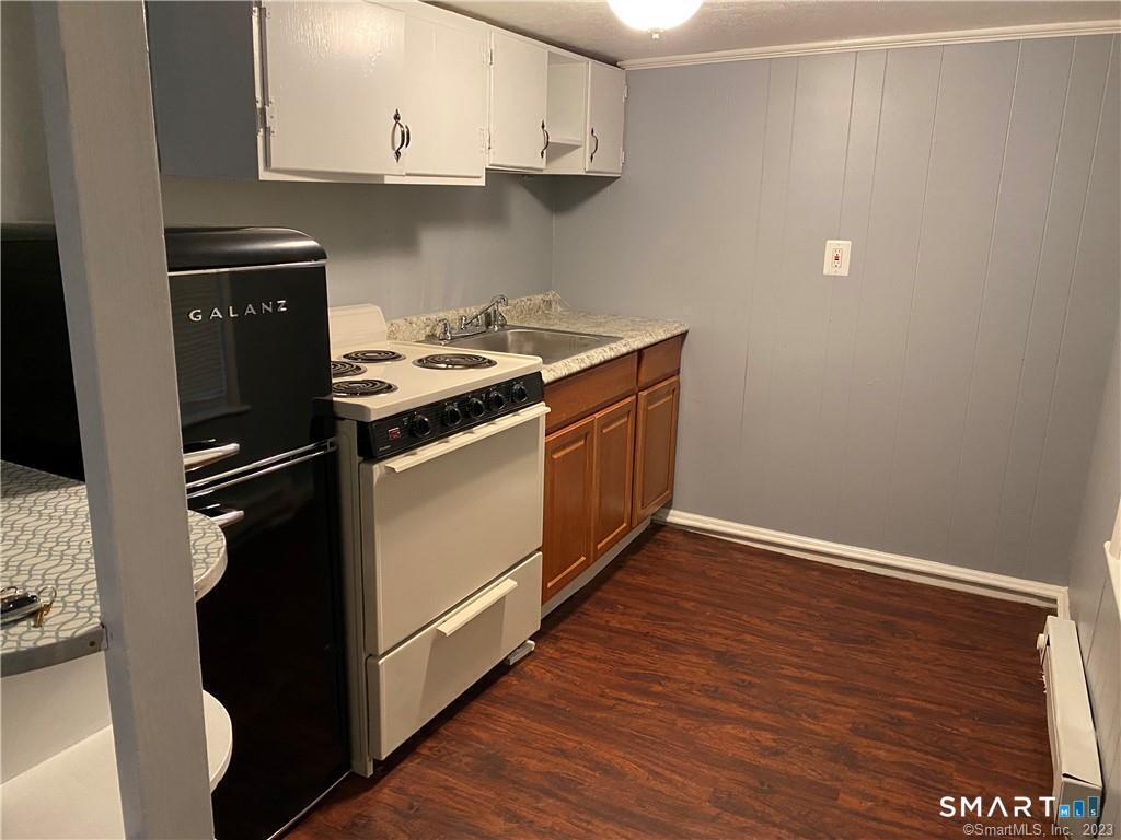 Photo - 139 N Main St Unit LL