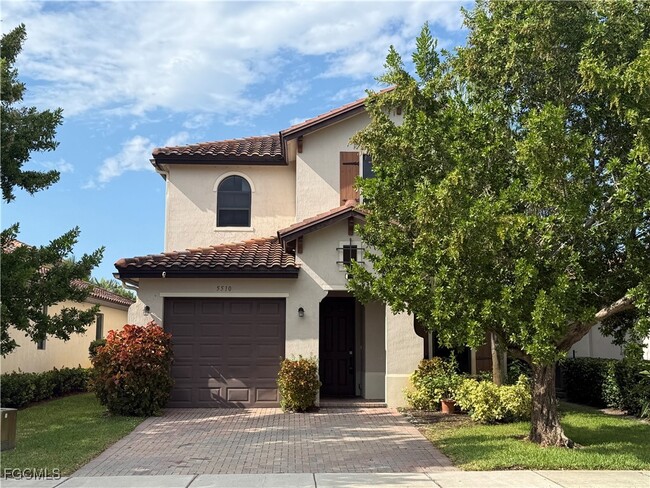 Building Photo - 5510 Useppa Dr