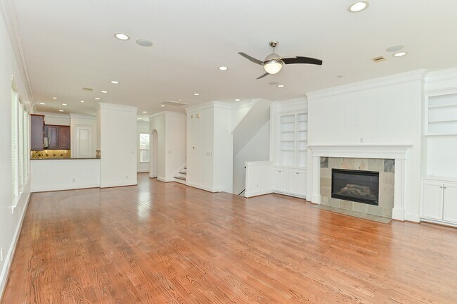 Photo - 6818 Staffordshire Blvd