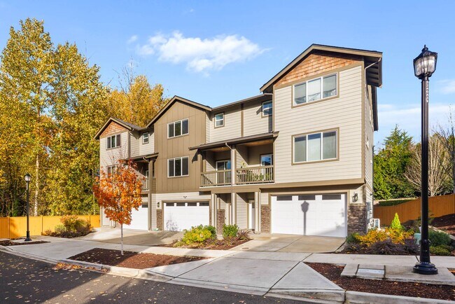 Building Photo - 304 S 48th Ct