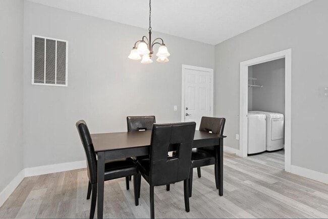 Photo - 450 Flamingo Ct