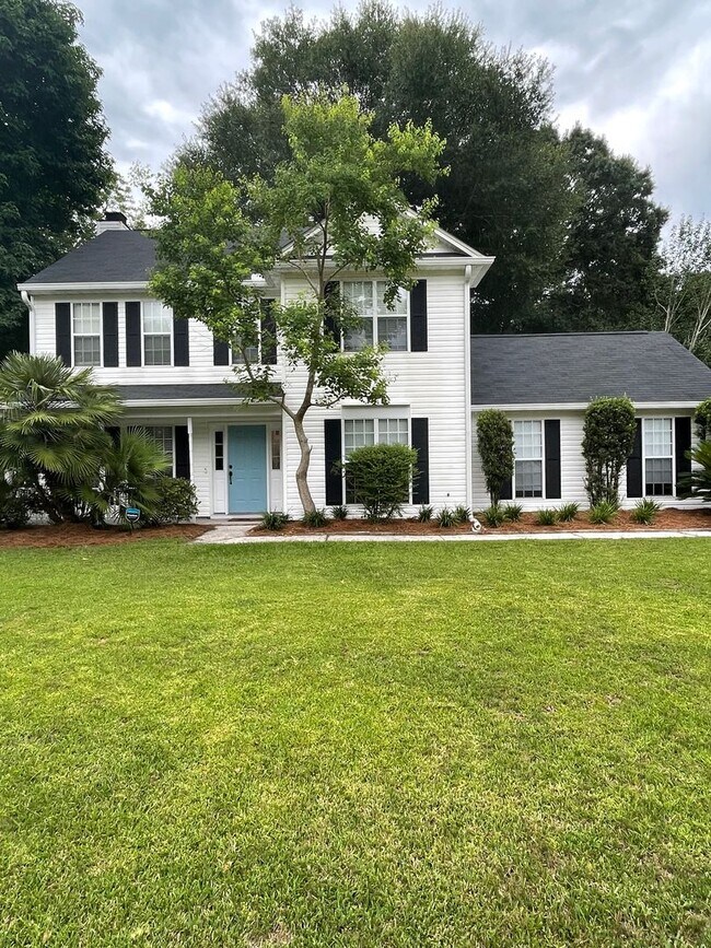 Photo - Home in The Center Lake Community Mount Pl...