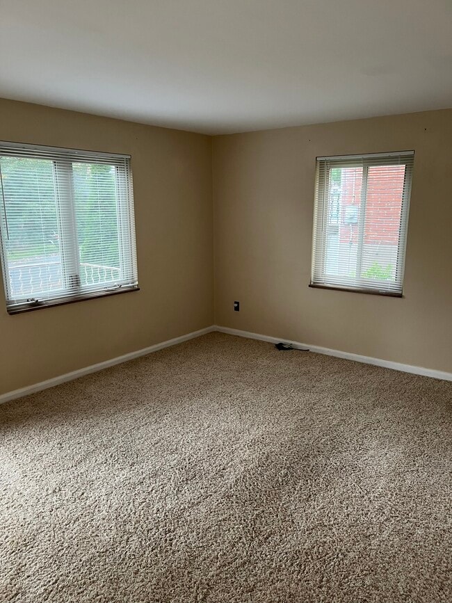 Photo - 709 Vallevista Ave