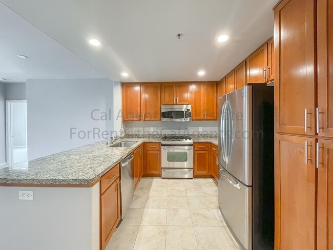 Photo - 423 7th St
