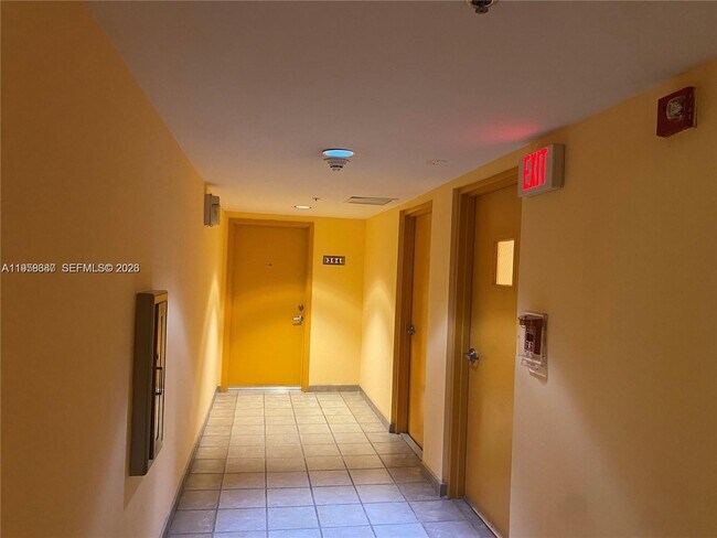 Photo - 601 SW 37th Ave Unidad 304