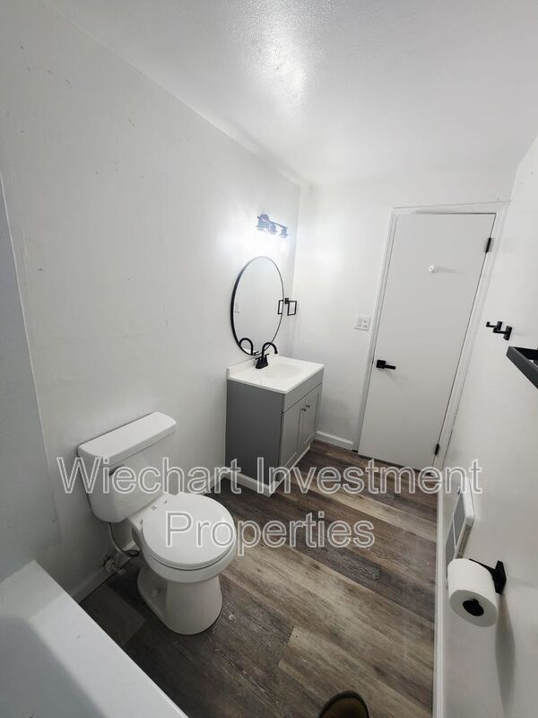 Photo - 616 S Clay St