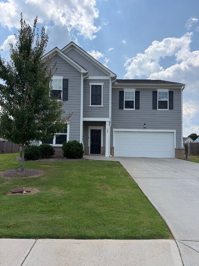 Building Photo - Spacious 5BR Home with Loft in Swim Community