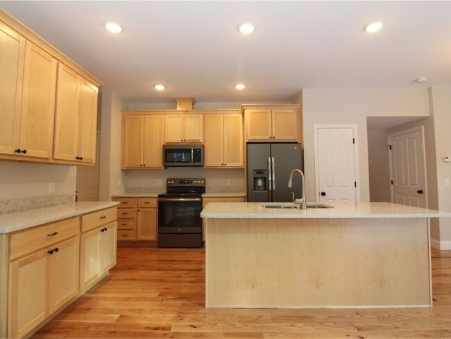 Photo - 4BD/3.5BA S. Burlington Townhome - Hillside at O'Brien Farm