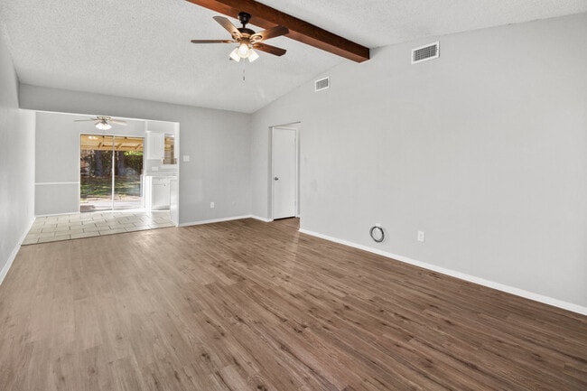 Photo - 7127 Gatewood Dr