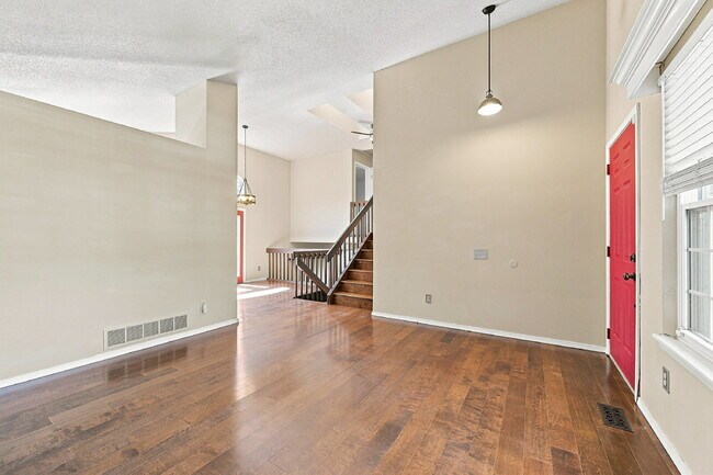 Photo - $2,973.95 with $300 Cleaning Voucher, 3 Beds - 2 Bath, Single Family Home in Highlands Ranch with...