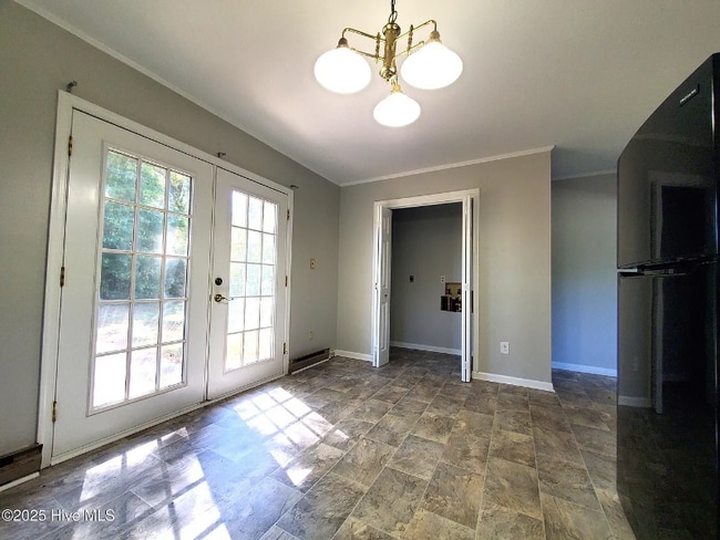 Photo - 305 Rhode Island Ave