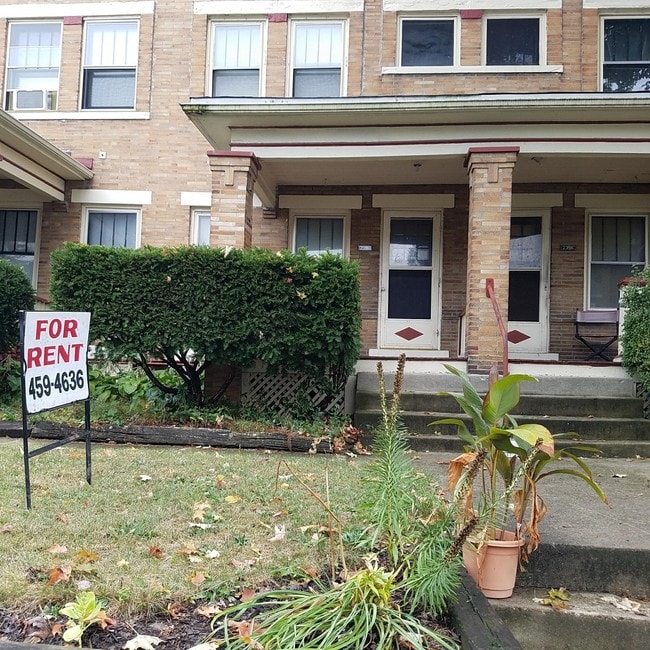 Building Photo - 2398 Indiana Ave