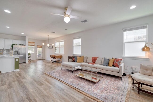 Photo - 10003 Baden Ln