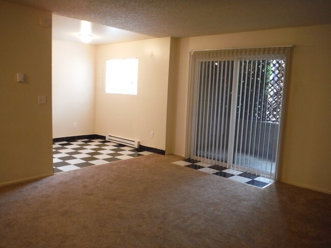 2 X 1: SALA DE ESTAR/COMEDOR