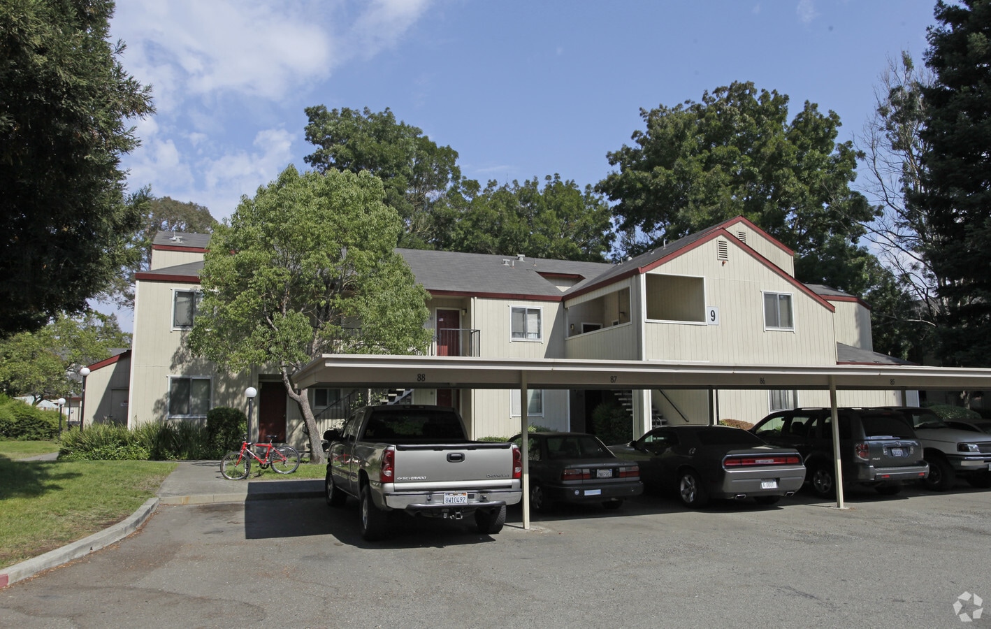 Village Square Apartments - Village Square Apartments