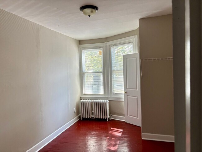 Photo - 5900 Haverford Ave Unit B