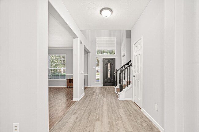 Photo - 1903 Amber Trail Ln