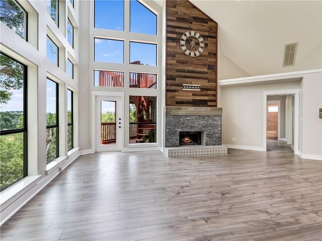 Photo - 2413 Crazyhorse Pass