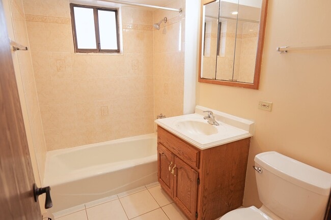 Photo - 15741 Thomas Ln