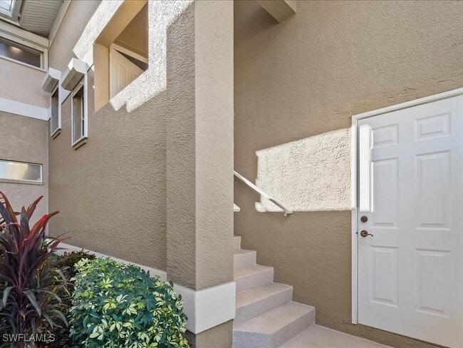 Photo - 793 Carrick Bend Cir Unidad 202