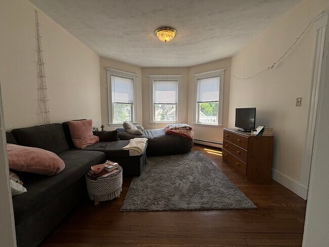 Photo - 109 Birch St Unidad 3