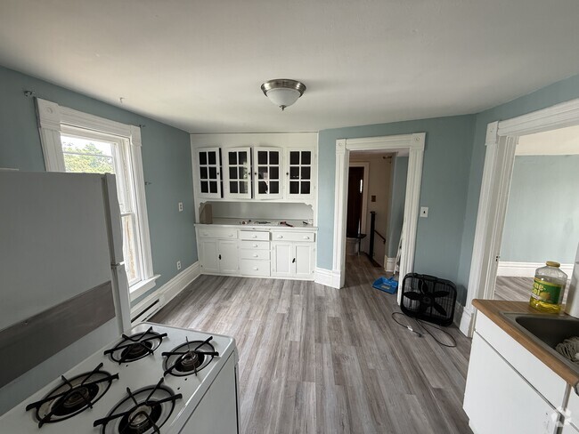 Building Photo - 406 W 14th Ave Unit A Rental
