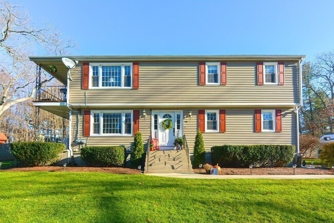 Photo - 110 Oswego St Unit 2