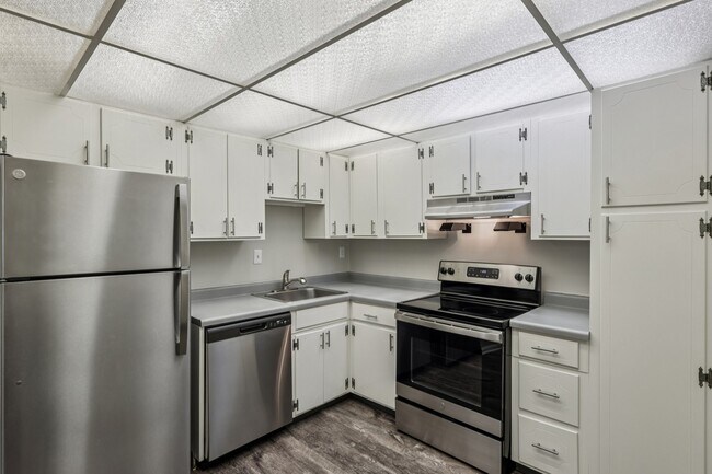 Photo - Hampshire House